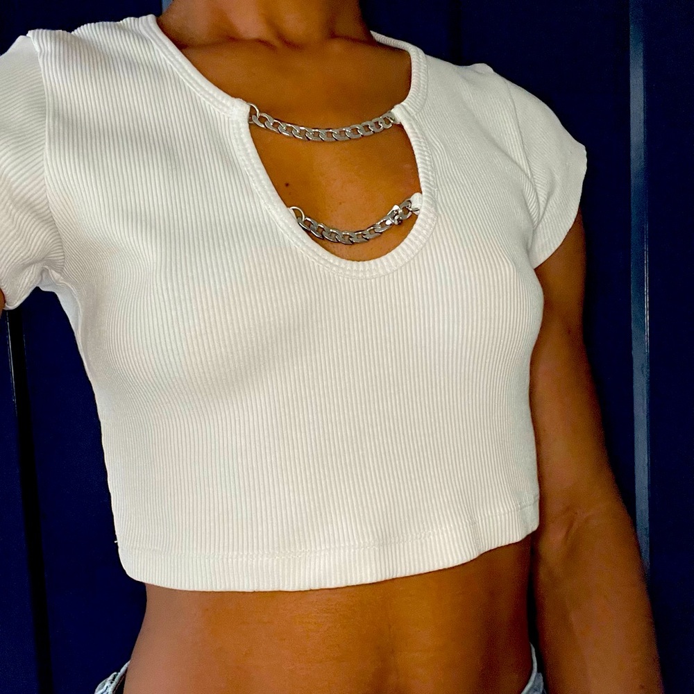 The ragged priest chain top